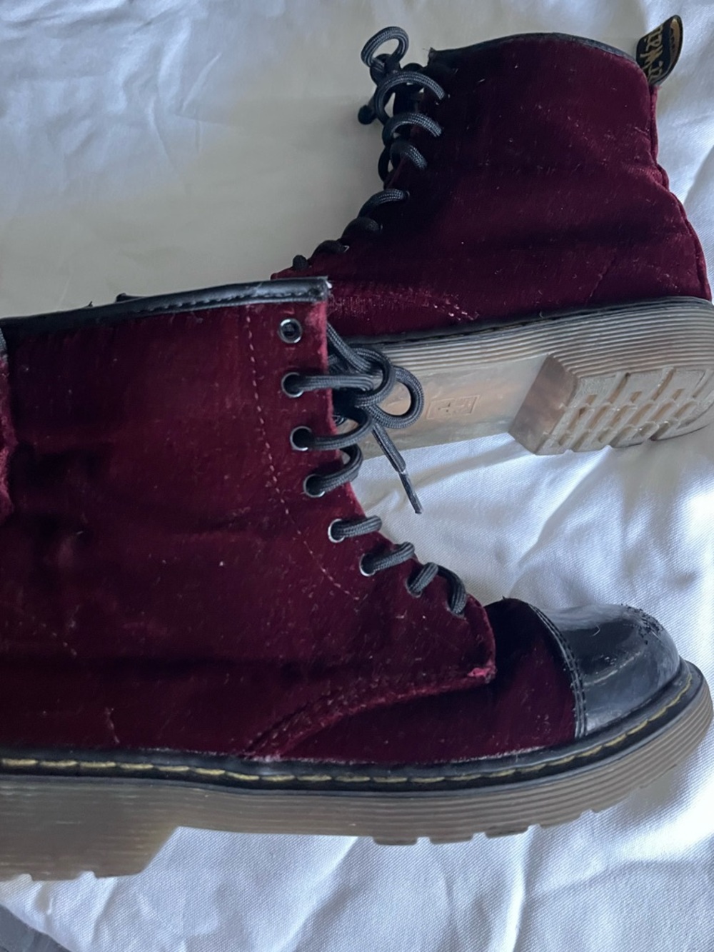 Dr marten pooch burgundy velvet kids boots size 3